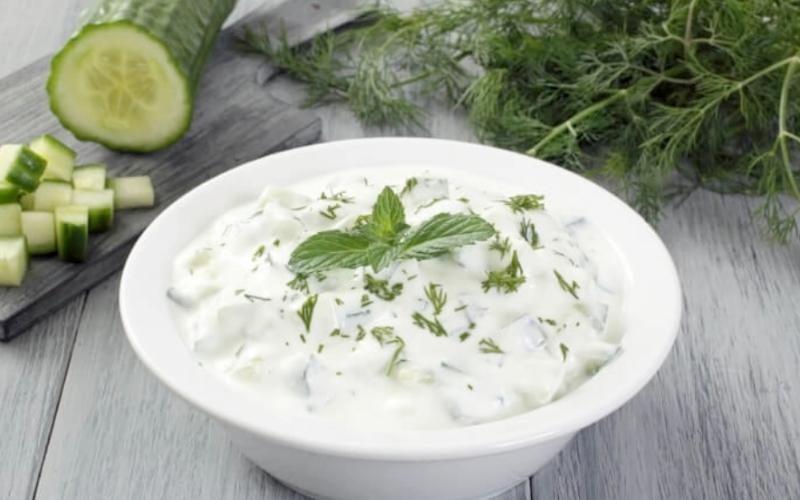 Cucumber tzatziki sauce